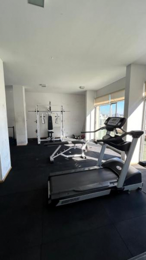 Exclusivo Departamento Moderno con Piscina en el Corazón de Buenos Aires